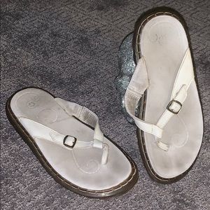 White leather Dr.Martens flip flops